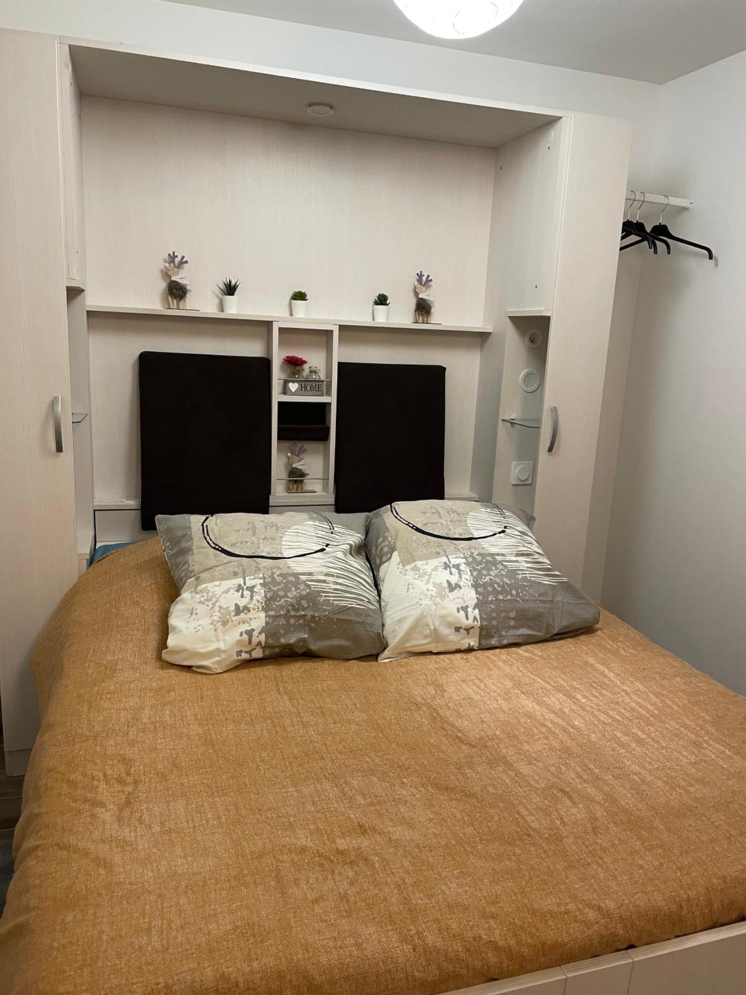 Appartement Rdc Granville Eksteriør billede